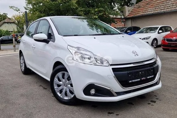 Peugeot 208 — polovni automobil