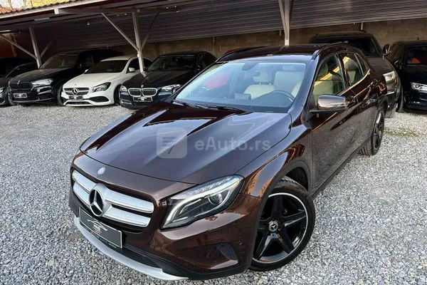 Mercedes Benz GLA 200 — polovni automobil