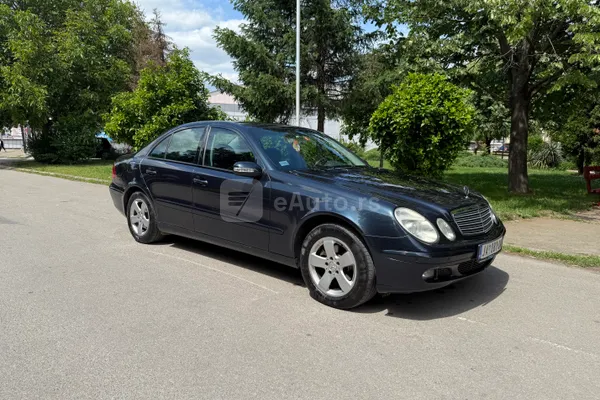 Mercedes Benz E 200 — polovni automobil