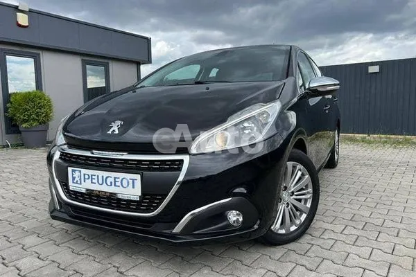 Peugeot 208 — polovni automobil