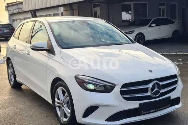 Mercedes Benz B 180 — polovni automobil