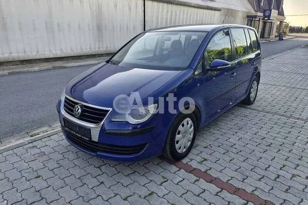 Volkswagen Touran — polovni automobil