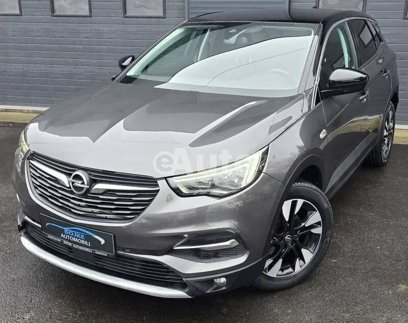 Opel Grandland X — polovni automobil