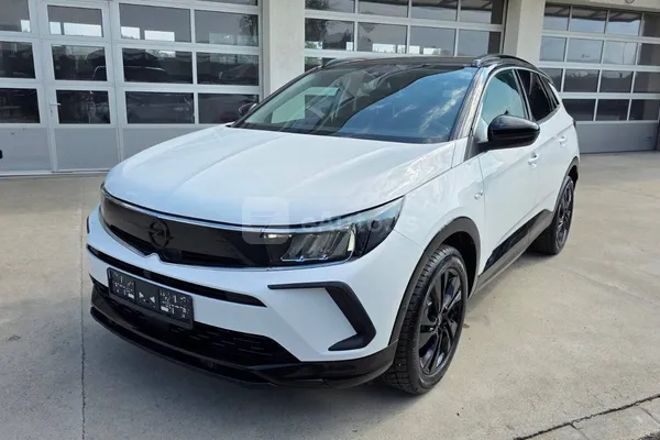 Opel Grandland — polovni automobil, oglas