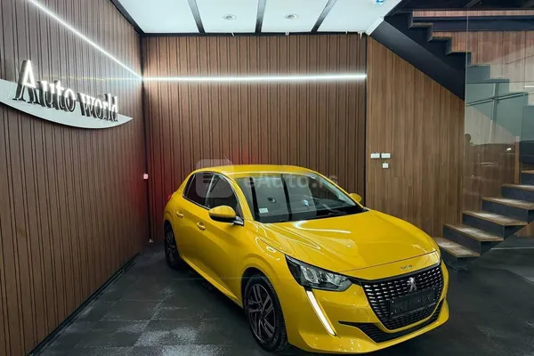 Peugeot 208 — polovni automobil
