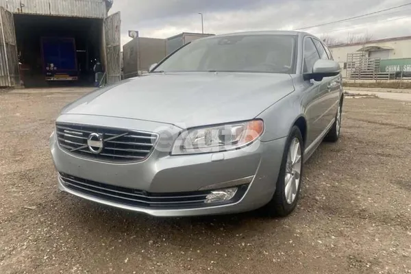 Volvo V70 — polovni automobil