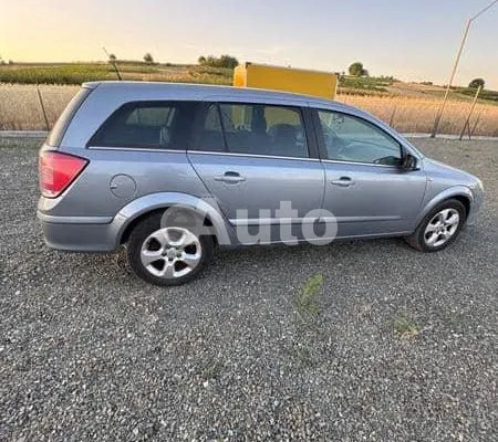 Opel Astra H — polovni automobil