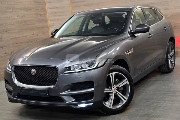 Jaguar F pace — polovni automobil