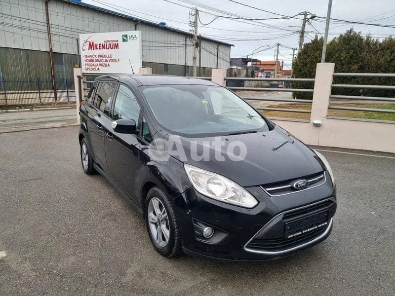 Ford Grand C-Max — polovni automobil