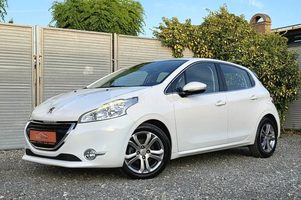 Peugeot 208 — polovni automobil
