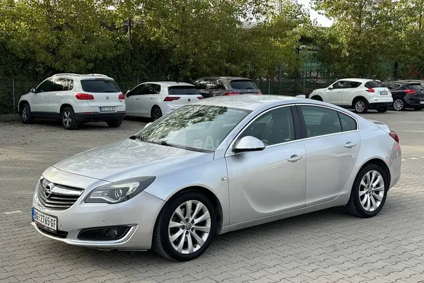 Opel Insignia — polovni automobil