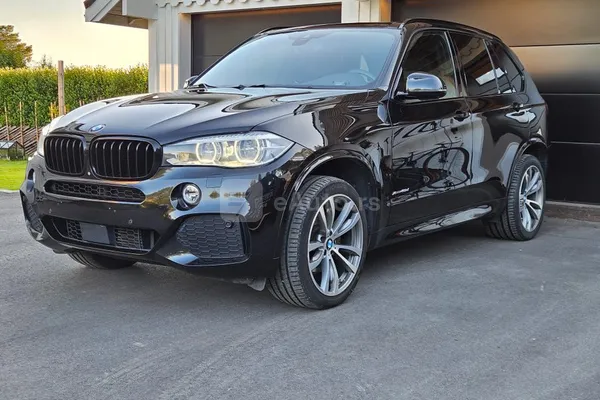 BMW X5 — polovni automobil