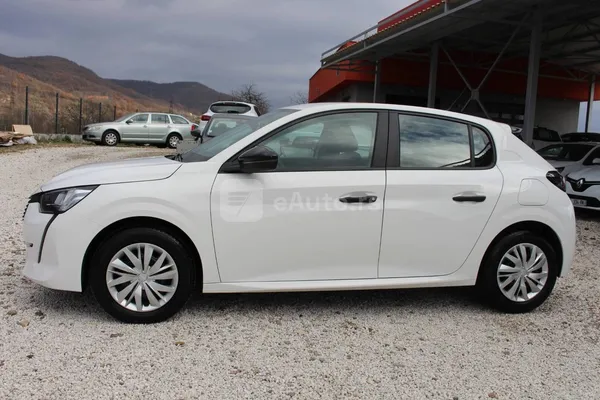 Peugeot 208 — polovni automobil