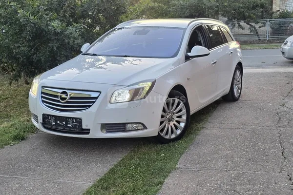 Opel Insignia — polovni automobil