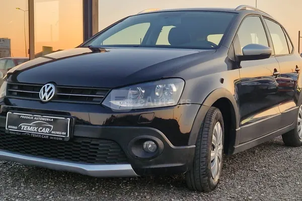 Volkswagen Cross Polo — polovni automobil