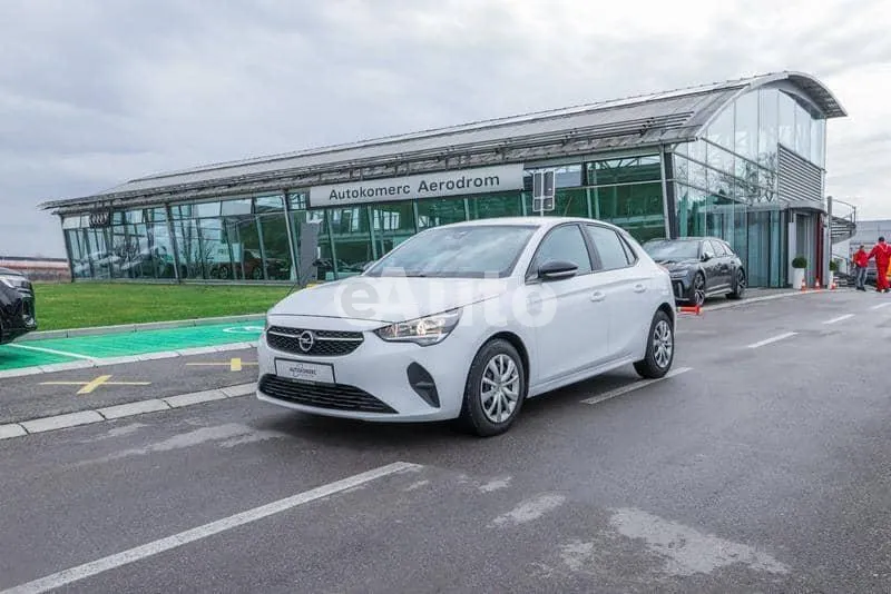 Opel Corsa F — polovni automobil