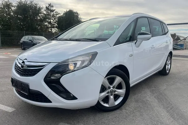 Opel Zafira — polovni automobil