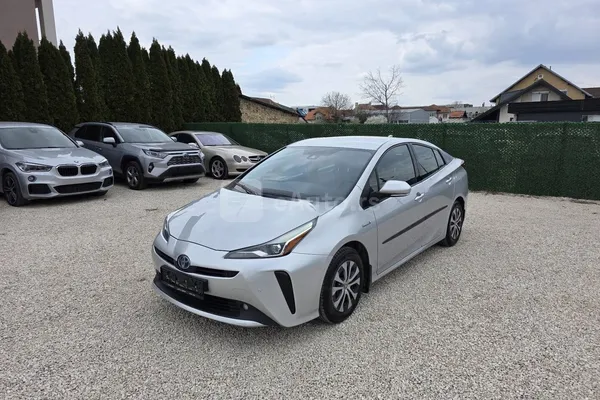 Toyota Prius — polovni automobil