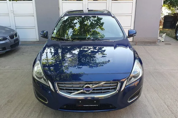Volvo V60 — polovni automobil