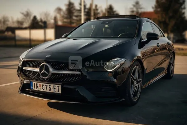 Mercedes Benz CLA 180 — polovni automobil