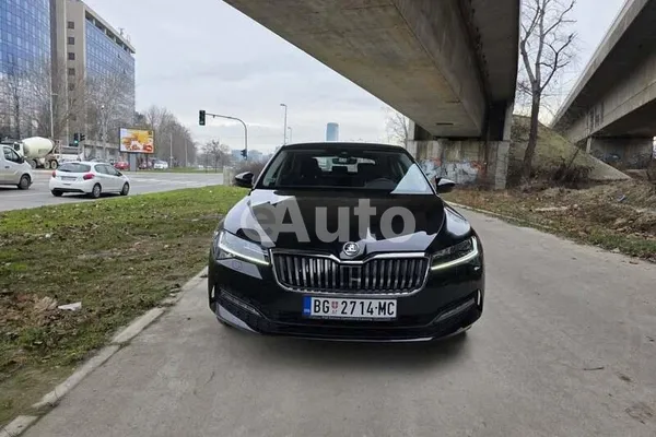 Škoda Superb — polovni automobil