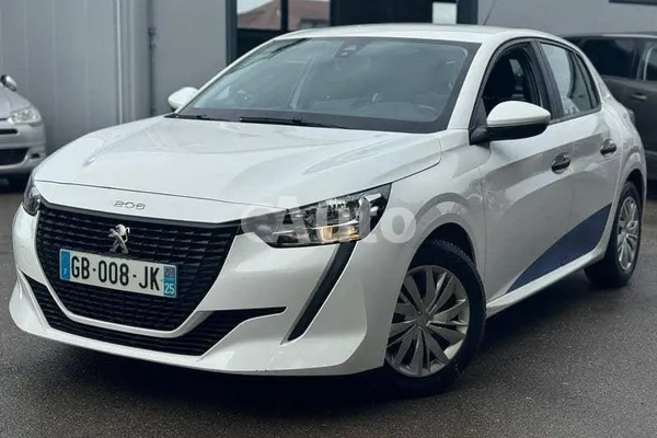 Peugeot 208 — polovni automobil
