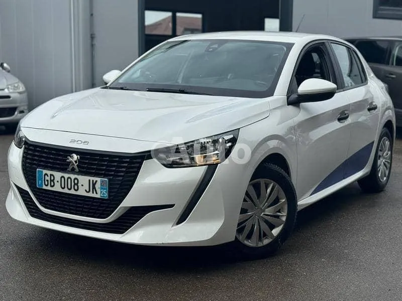 Peugeot 208 — polovni automobil