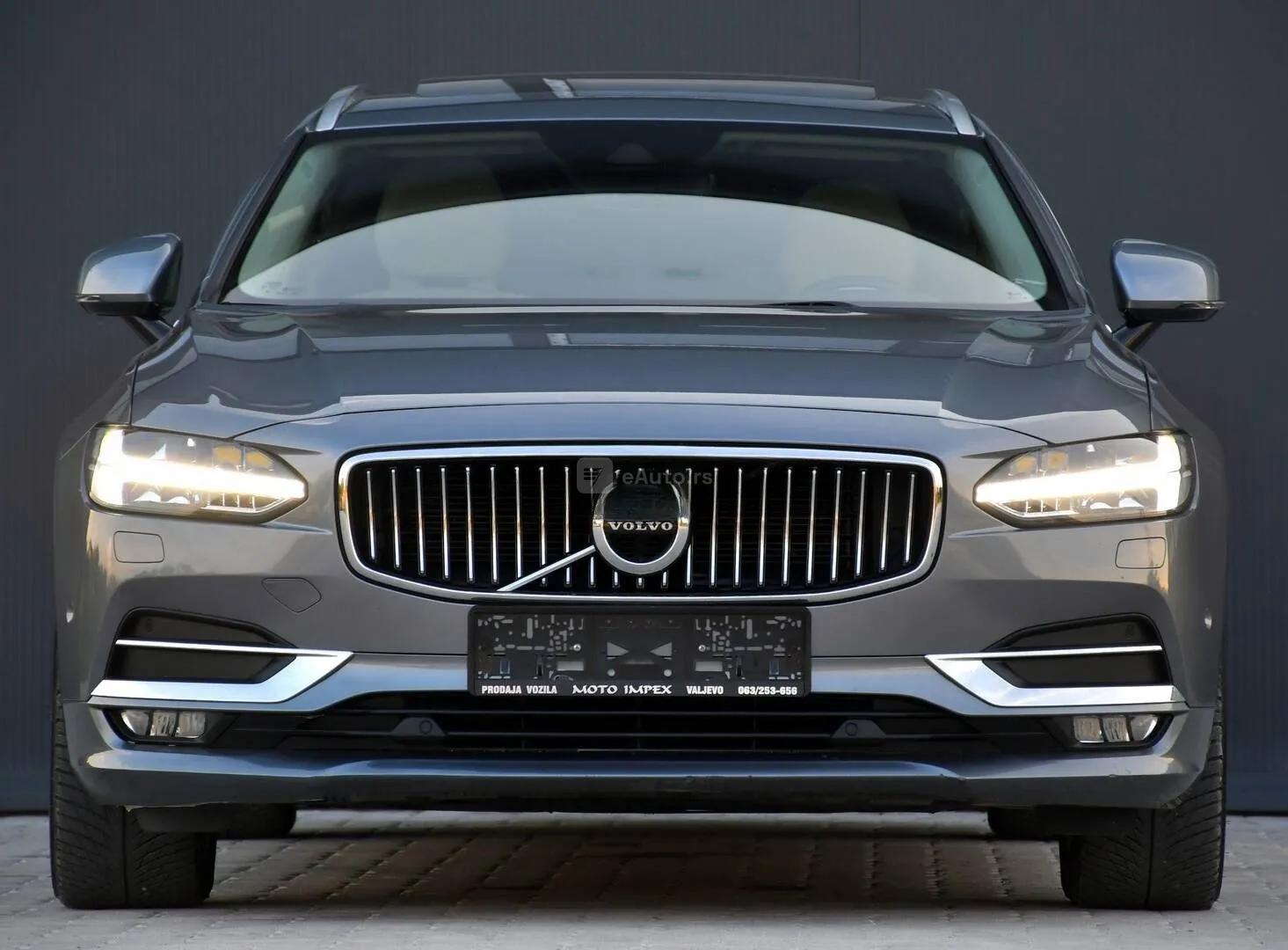 Volvo V90 — polovni automobil