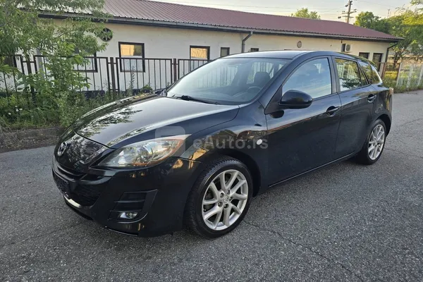 Mazda 3 — polovni automobil