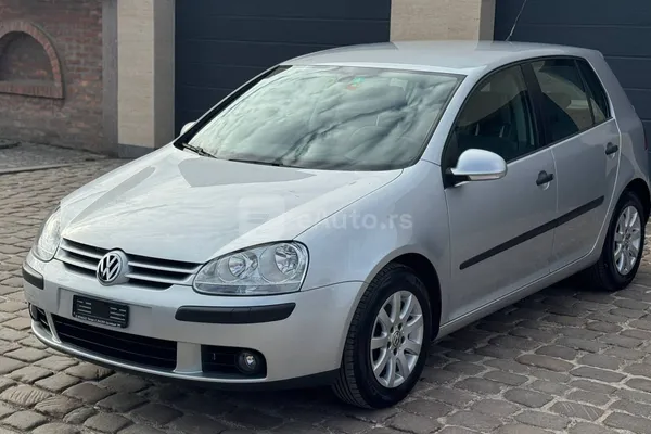 Volkswagen Golf 5 — polovni automobil