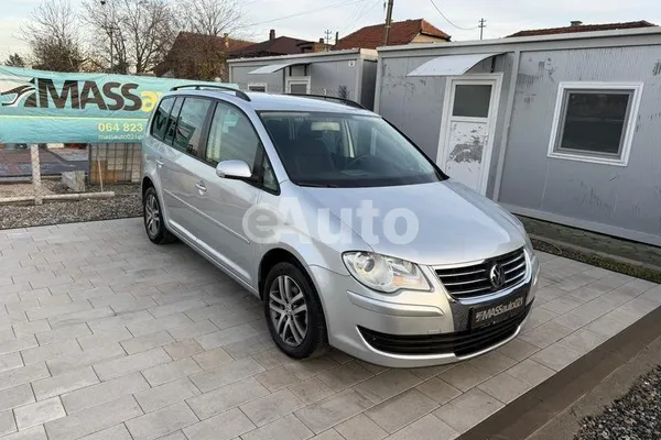 Volkswagen Touran — polovni automobil