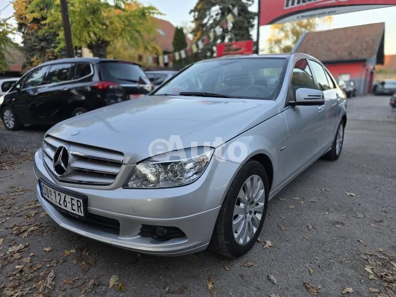 Mercedes Benz C 200 — polovni automobil