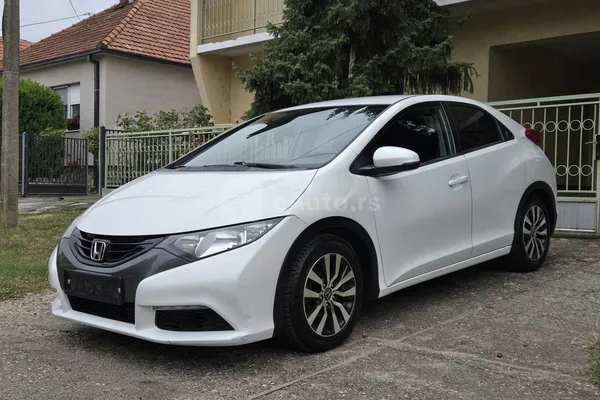 Honda Civic — polovni automobil