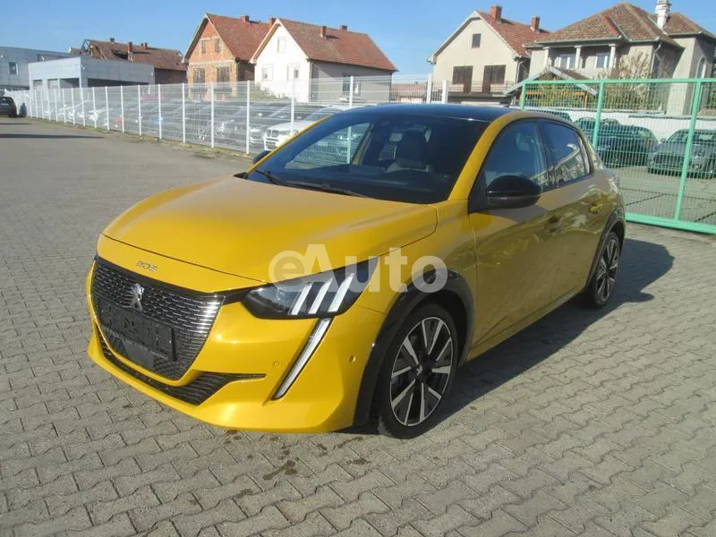 Peugeot 208 — polovni automobil