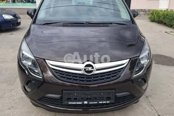 Opel Zafira — polovni automobil
