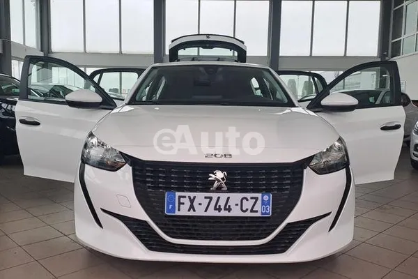 Peugeot 208 — polovni automobil