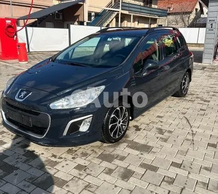 Peugeot 308 — polovni automobil