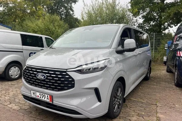 Ford Tourneo Custom — polovni automobil