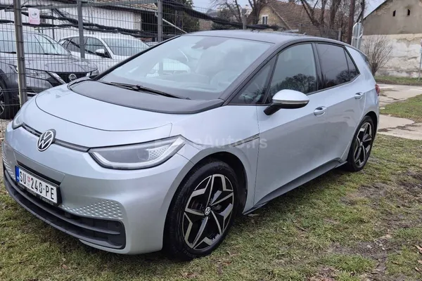 Volkswagen ID.3 — polovni automobil