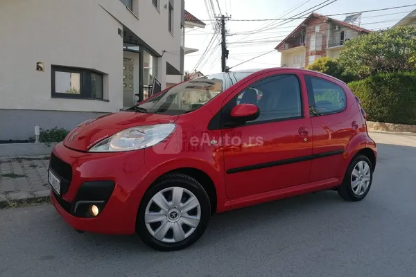 Peugeot 107 — polovni automobil