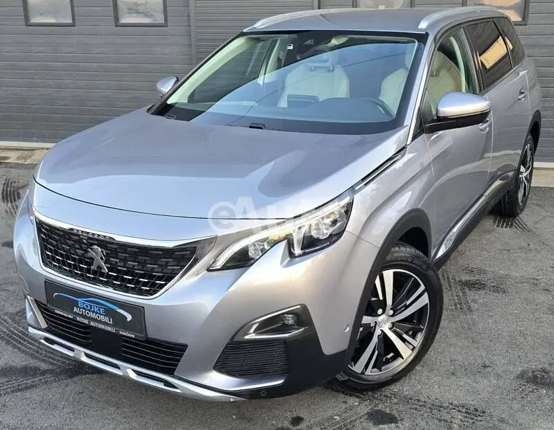 Peugeot 5008 — polovni automobil