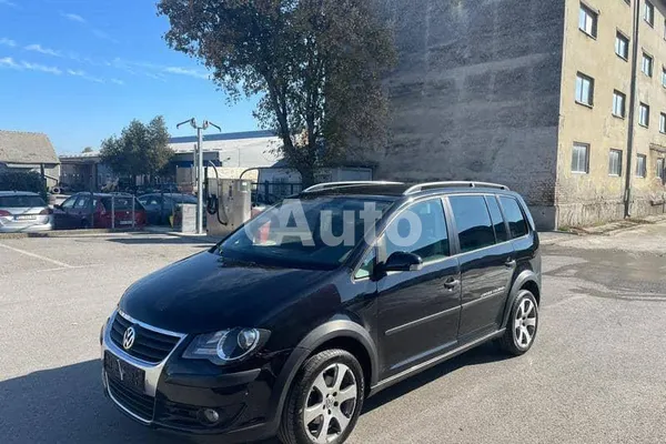 Volkswagen Touran — polovni automobil