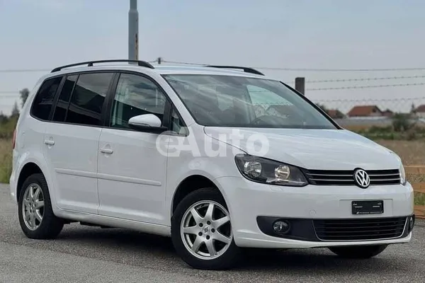 Volkswagen Touran — polovni automobil