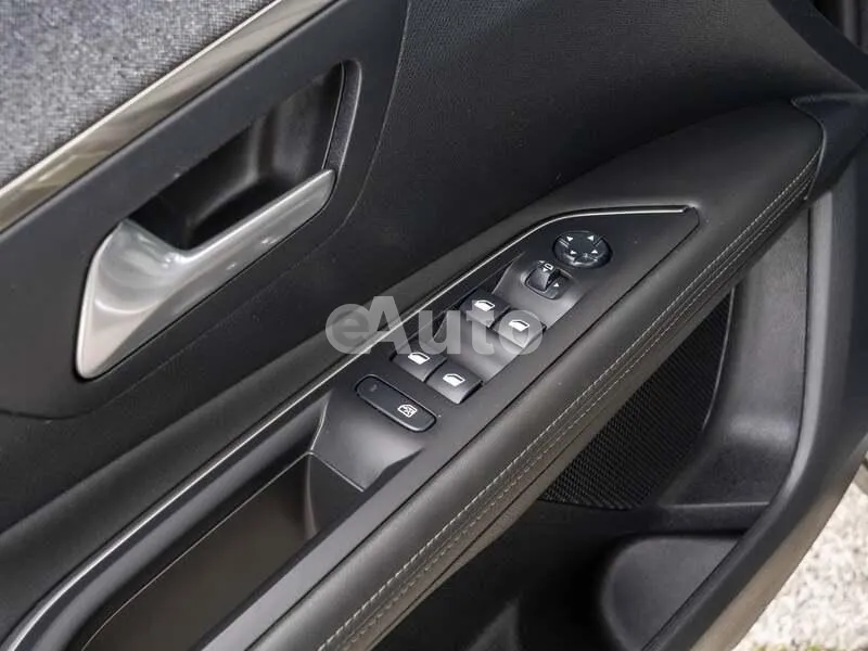Peugeot 3008 — polovni automobil