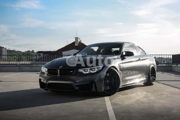 BMW M4 — polovni automobil