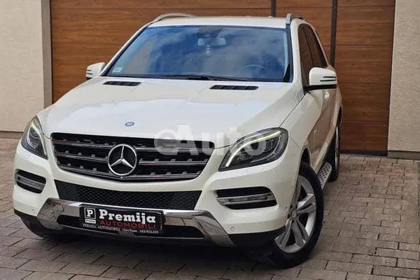Mercedes Benz ML 250 — polovni automobil
