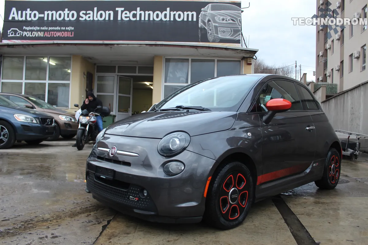 Fiat 500e — polovni automobil