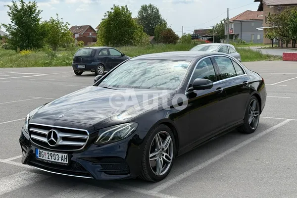 Mercedes Benz E 220 — polovni automobil