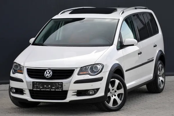 Volkswagen Touran — polovni automobil