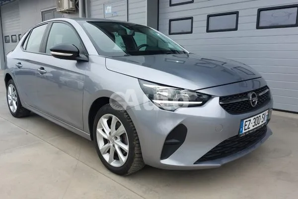 Opel Corsa F — polovni automobil